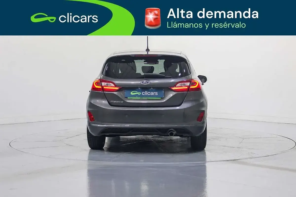 Usado Ford Fiesta ST-Line 76 CV (55 kW) 2019 Gris Utilitario
