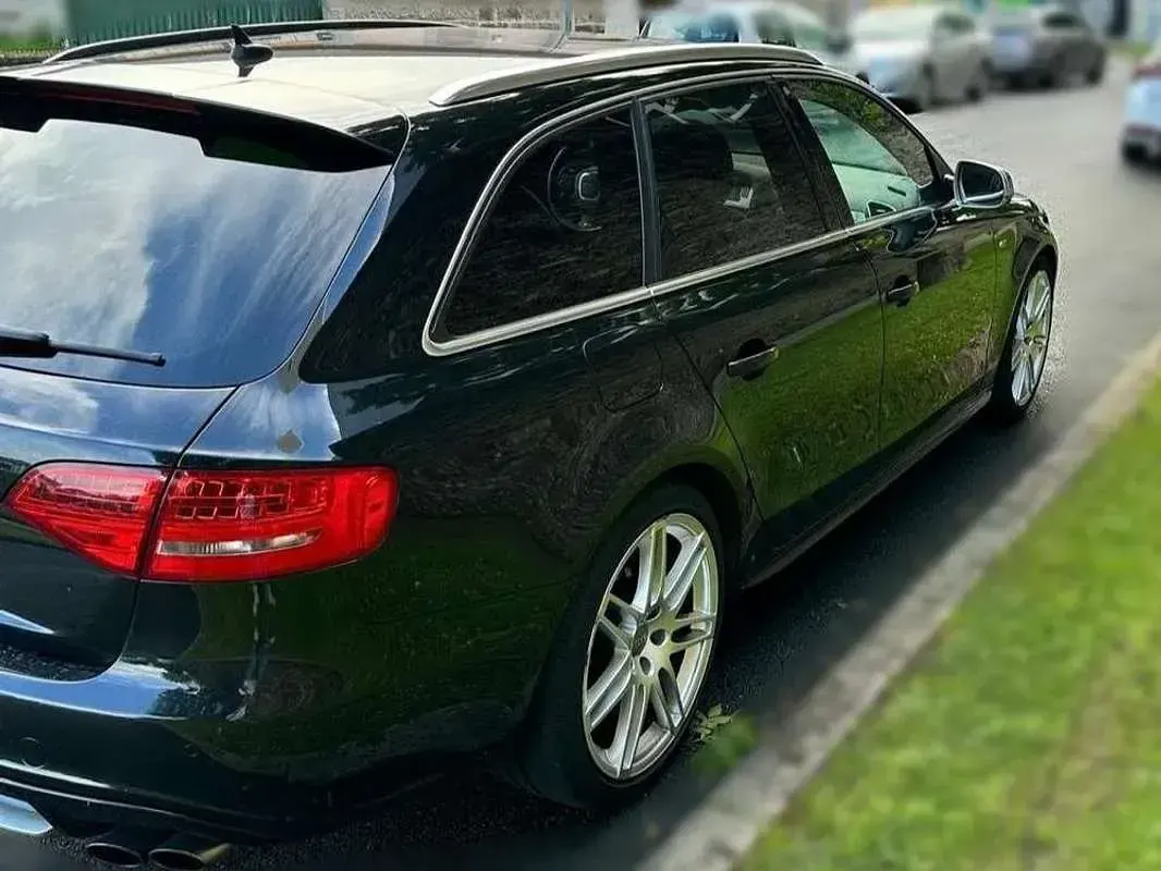 Usado Audi S4 Premium 333 CV (244 kW) 2009 Negro Familiar