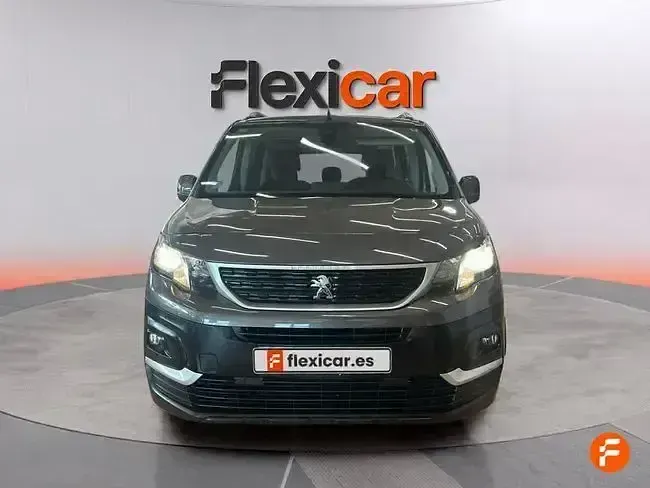 Usado Peugeot Rifter Allure 110 CV (80 kW) 2020 Gris Monovolumen