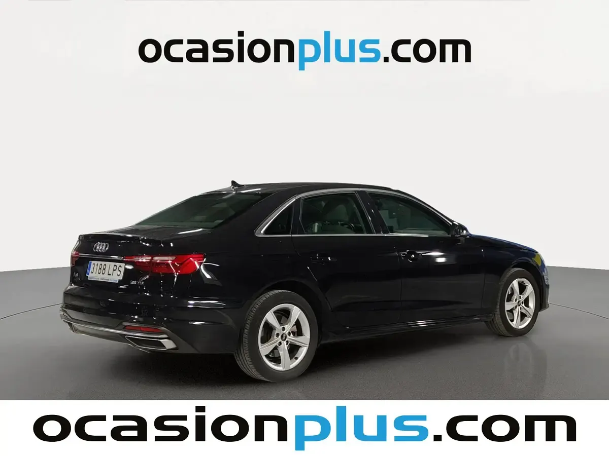 Usado Audi A4 Advanced 163 CV (119 kW) 2021 Negro Berlina