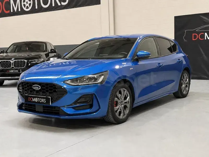 Usado Ford Focus ST-Line 125 CV (91 kW) 2022 Azul Berlina