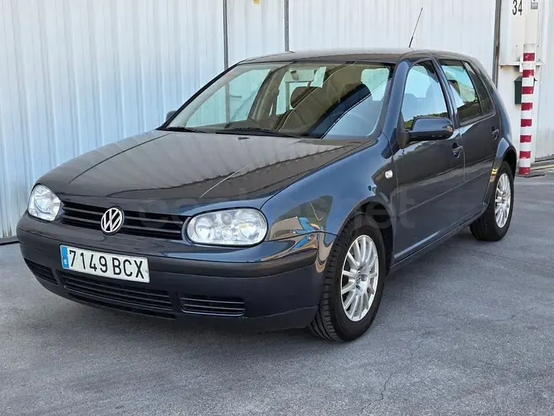 Usado VW Golf IV Conceptline 90 CV (66 kW) 2000 Azul Berlina