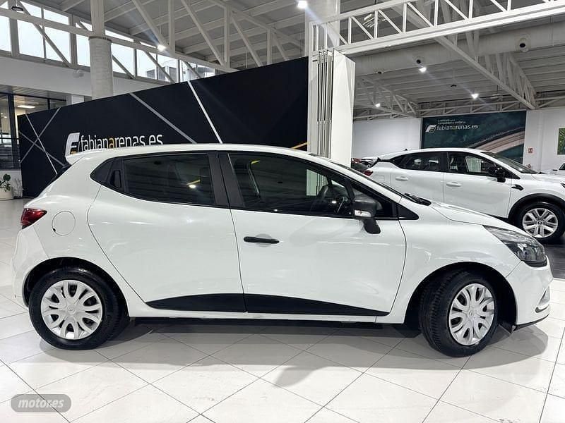 Usado Renault Clio IV Business 90 CV (66 kW) 2019 Blanco Berlina