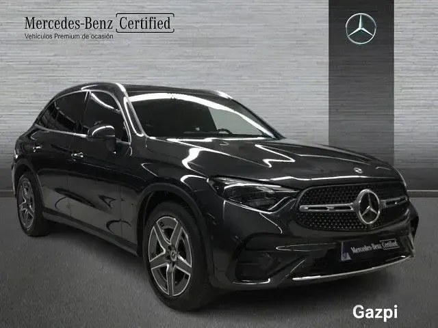 Usado Mercedes GLC220 AMG line 197 CV (144 kW) 2023 Gris grafito SUV