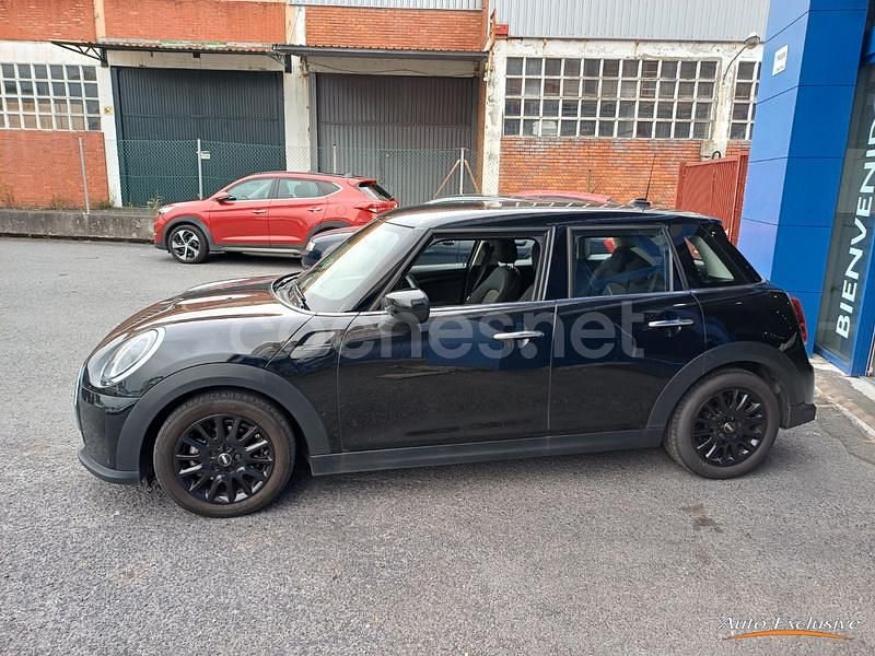 Usado Mini Cooper 136 CV (100 kW) 2023 Negro Utilitario