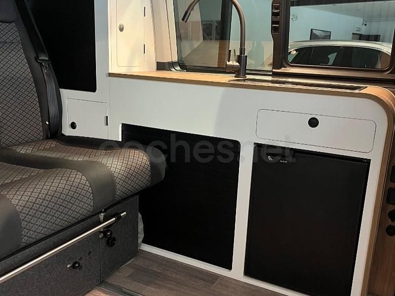 Usado VW California Beach 150 CV (110 kW) 2022 Blanco Van