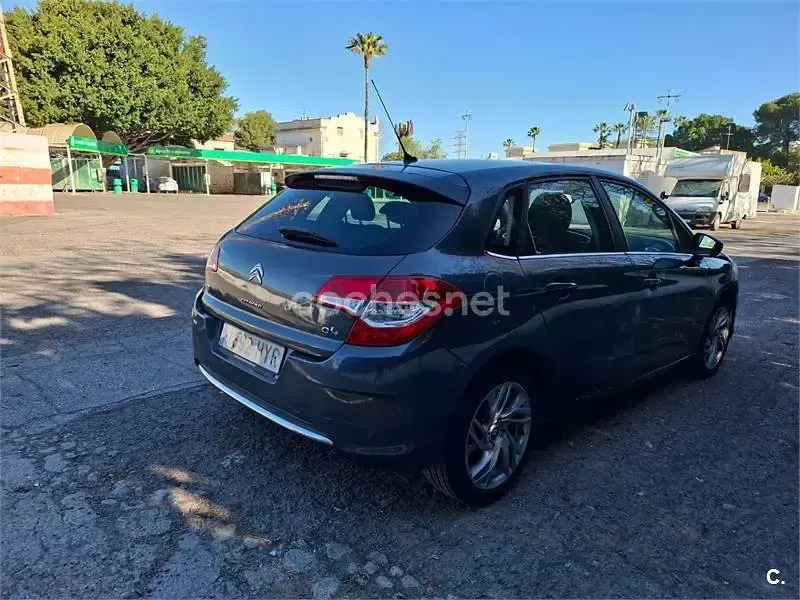Usado Citroën C4 114 CV (83 kW) 2014 Gris / plata Berlina