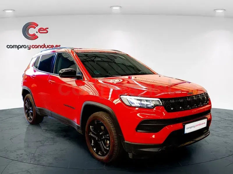 Usado Jeep Compass Night Eagle 130 CV (95 kW) 2023 Rojo SUV