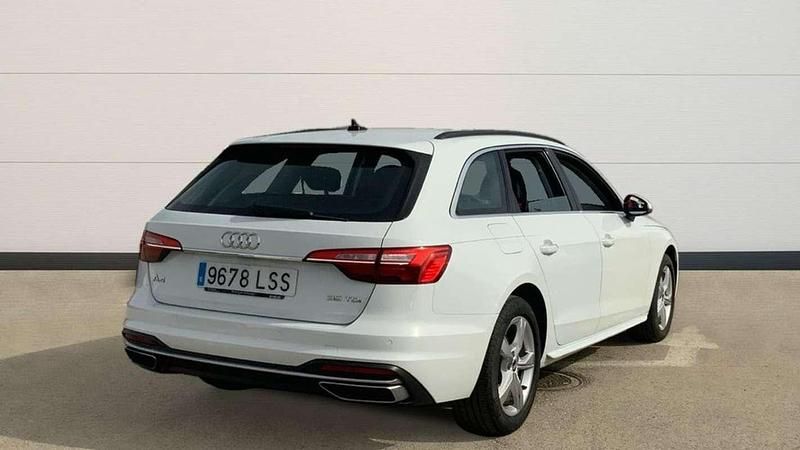 Usado Audi A4 Advanced 165 CV (121 kW) 2021 Blanco Familiar