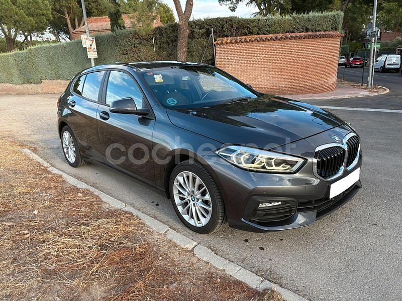 Gris / plata Usado 2020 BMW 118 Utilitario | 17.990 € (Buen precio) - Imagen 1/4