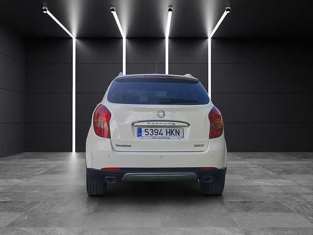 Usado Ssangyong (KGM) Korando 175 CV (128 kW) 2012 Blanco SUV