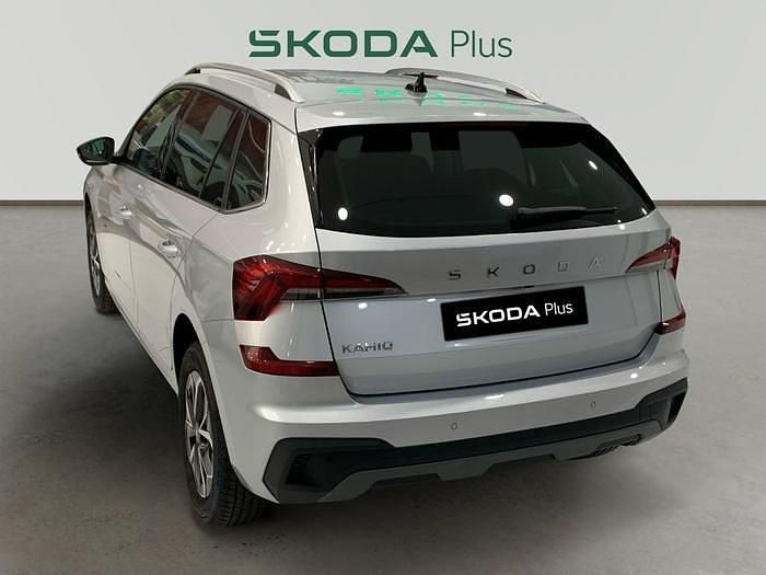 Nuevo Skoda Kamiq Selection 115 CV (84 kW) 2025 Gris plata SUV