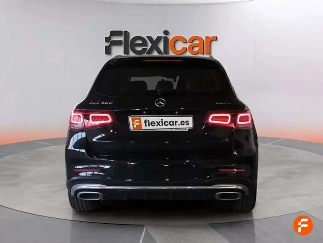 Usado Mercedes GLC200 197 CV (144 kW) 2020 Negro SUV