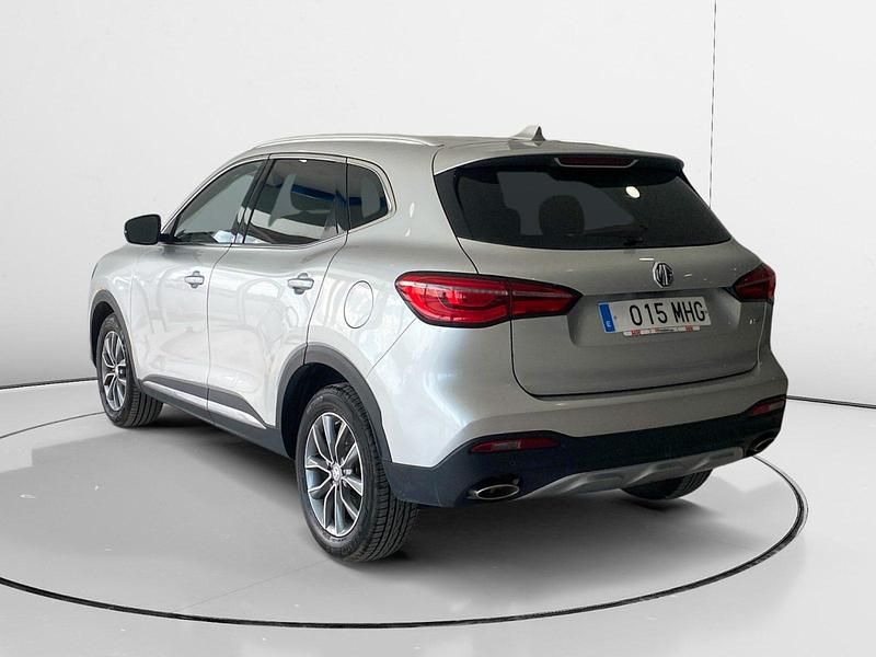 Begagnad MG HS Comfort 163 HK (119 kW) 2023 Grå SUV
