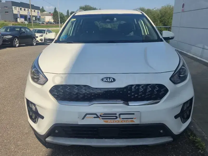 Usado Kia Niro 141 CV (103 kW) 2019 Blanco SUV