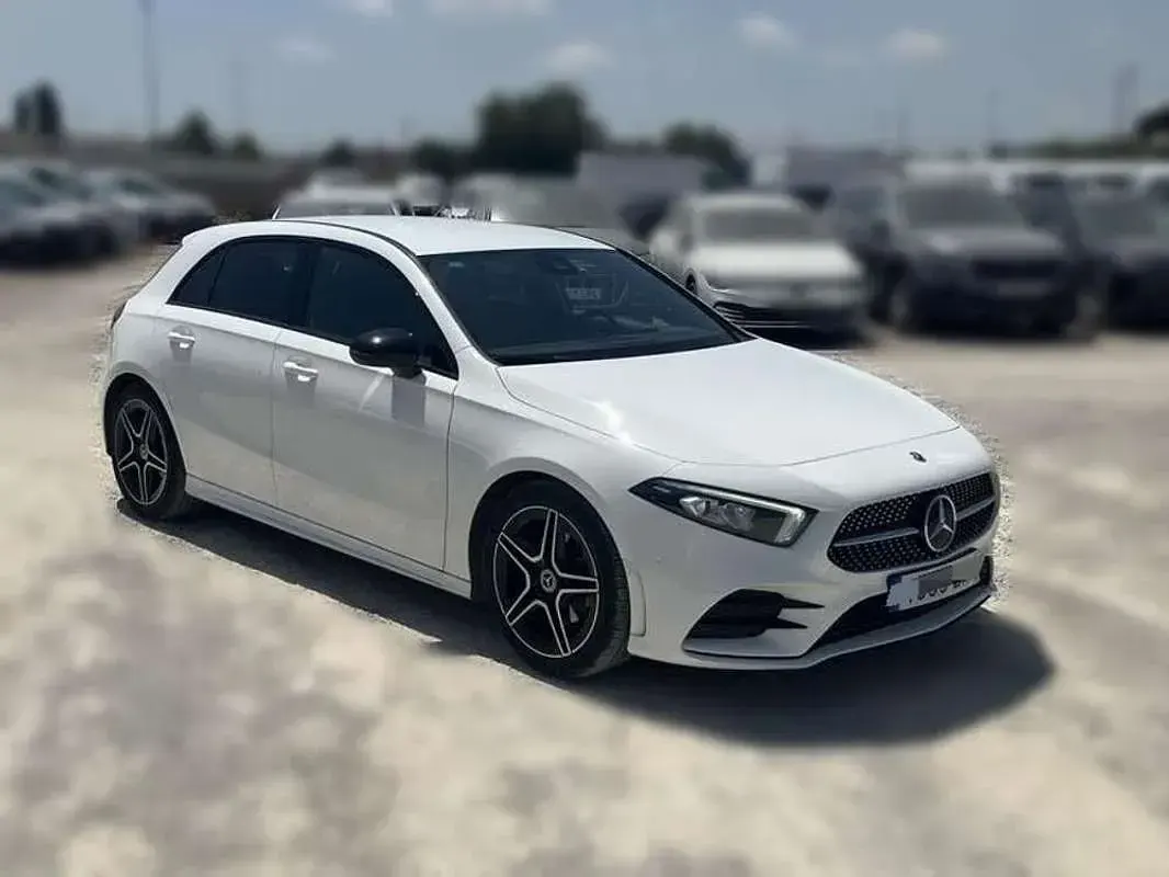 Usado Mercedes A180 136 CV (100 kW) 2022 Blanco Utilitario