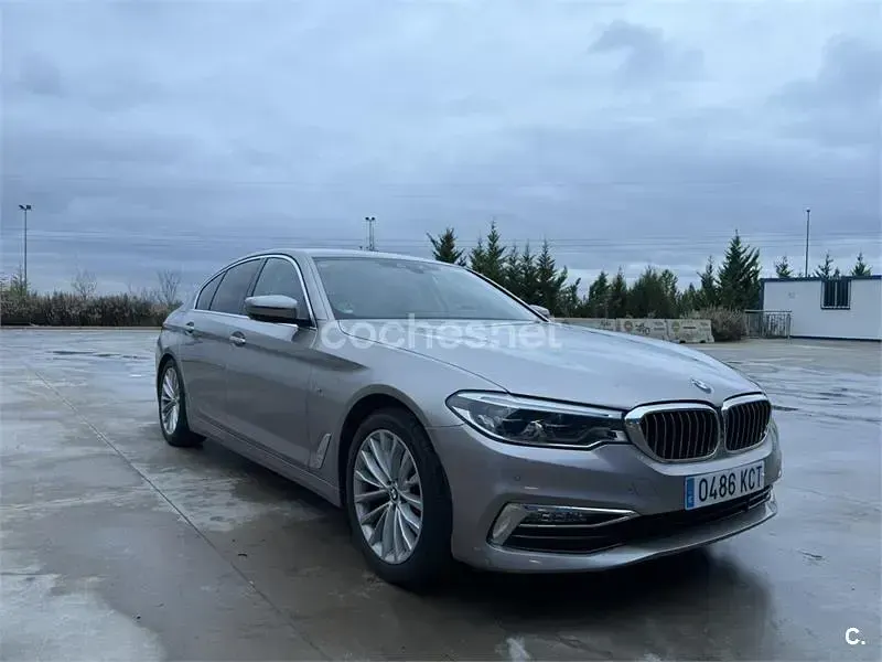 Usado BMW 520 Efficient Dynamics 190 CV (139 kW) 2017 Gris / plata Berlina