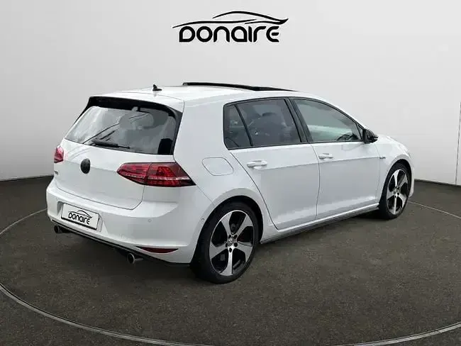 Usado VW Golf VII GTI 230 HP (169 kW) 2016 Branco Sedan