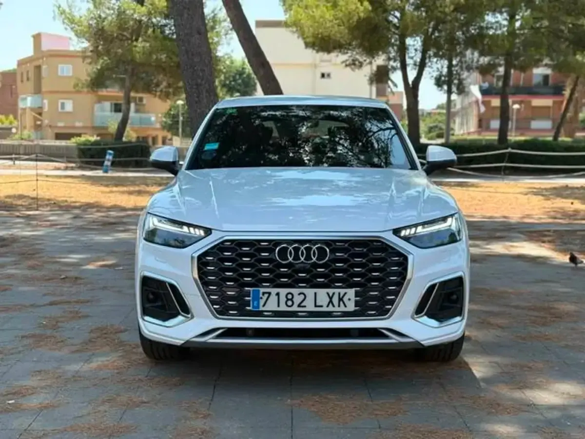 Usado Audi Q5 Sportback S-Line 163 CV (119 kW) 2022 Negro SUV