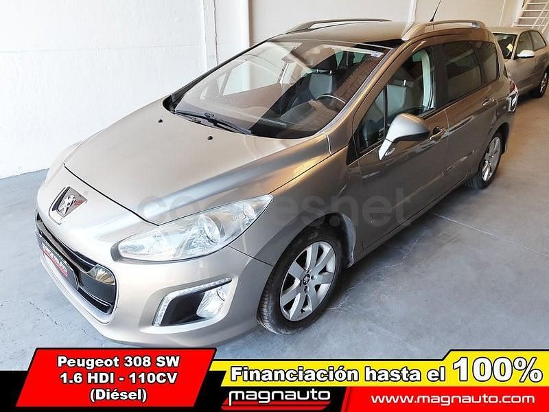 Usado Peugeot 308 SW Access 112 CV (82 kW) 2012 Beige Familiar