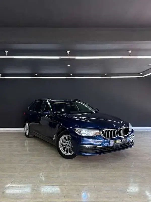 Usado BMW 520 Comfort Edition 189 CV (139 kW) 2018 Blanco Familiar