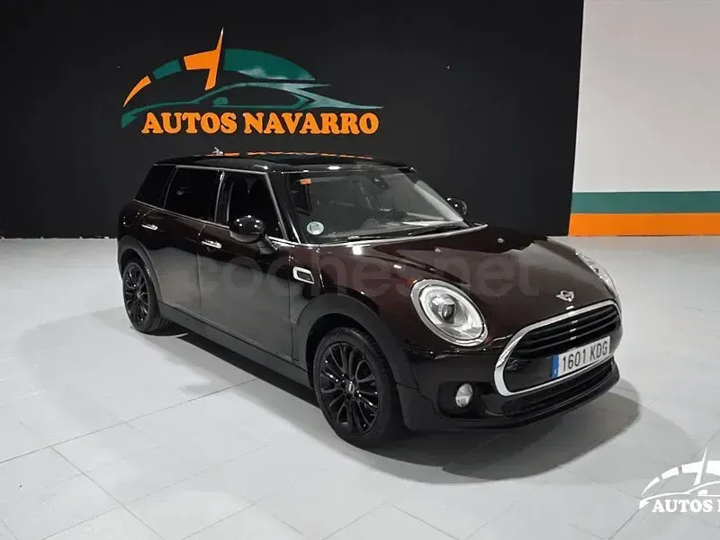 Usado Mini Cooper Clubman 136 CV (100 kW) 2017 Marrón Familiar
