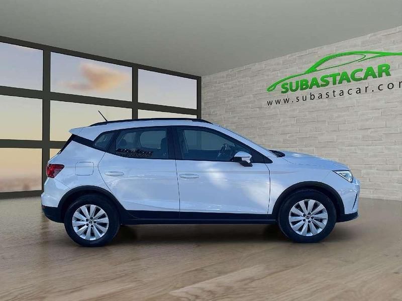 Usado Seat Arona Style 110 HP (80 kW) 2022 Branco SUV