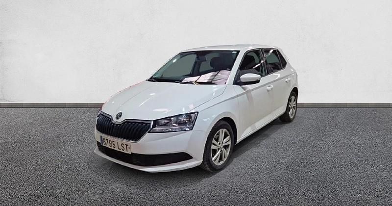 Usado 2021 Skoda Fabia Ambition Utilitario | 12.590 € (Precio justo) - Imagen 1/4