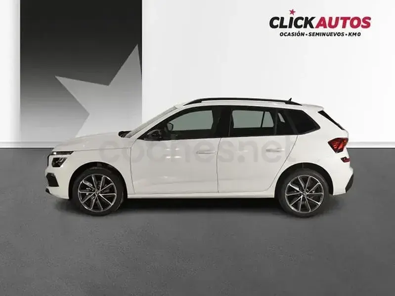 Usado Skoda Kamiq Sport 115 CV (84 kW) 2025 Blanco SUV
