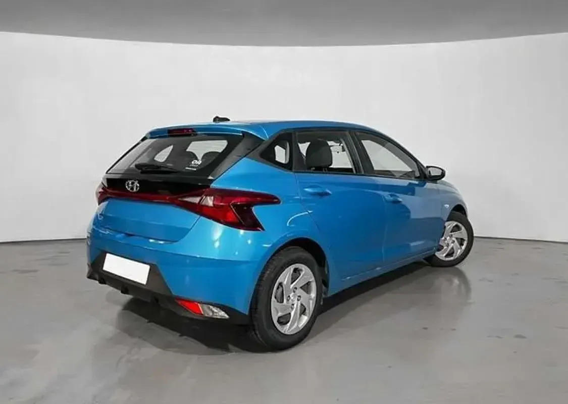 Usado Hyundai i20 84 CV (61 kW) 2022 Azul Utilitario