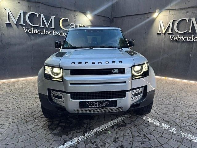 Usado Land Rover Defender SE Dynamic 249 CV (183 kW) 2022 Gris plata Utilitario