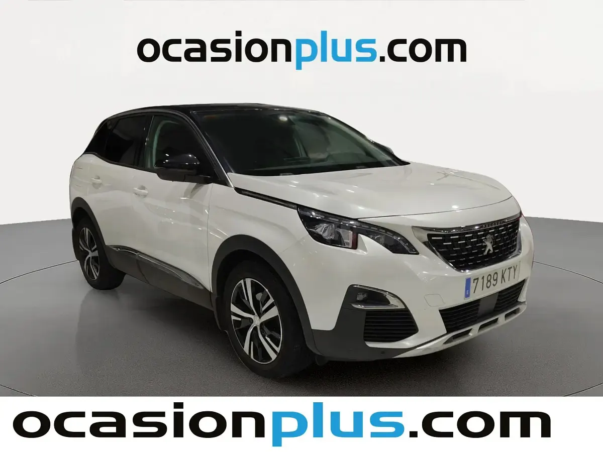 Usado Peugeot 3008 Allure 131 CV (96 kW) 2019 Blanco SUV