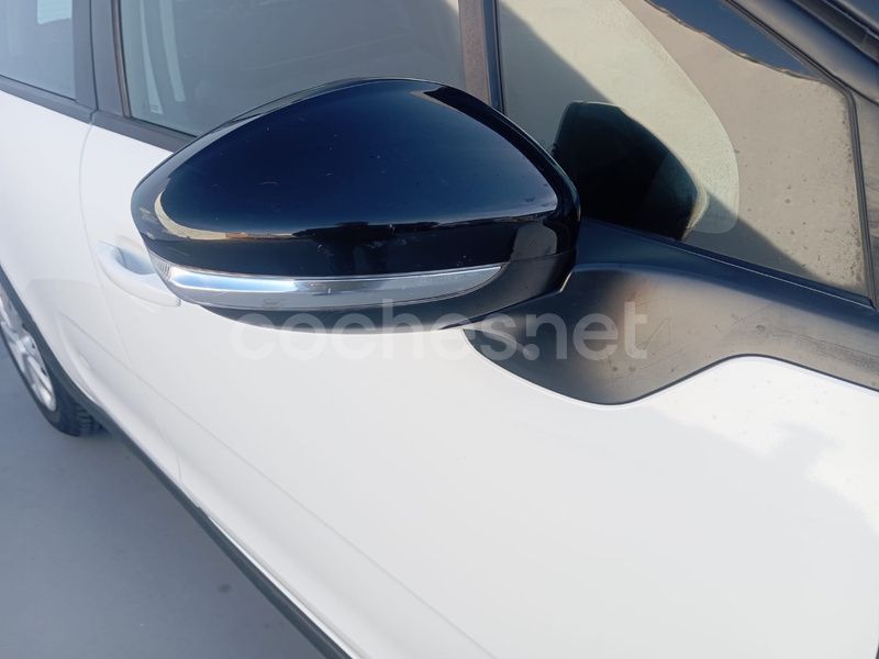 Usado Citroën C3 Feel 102 CV (75 kW) 2020 Blanco Utilitario