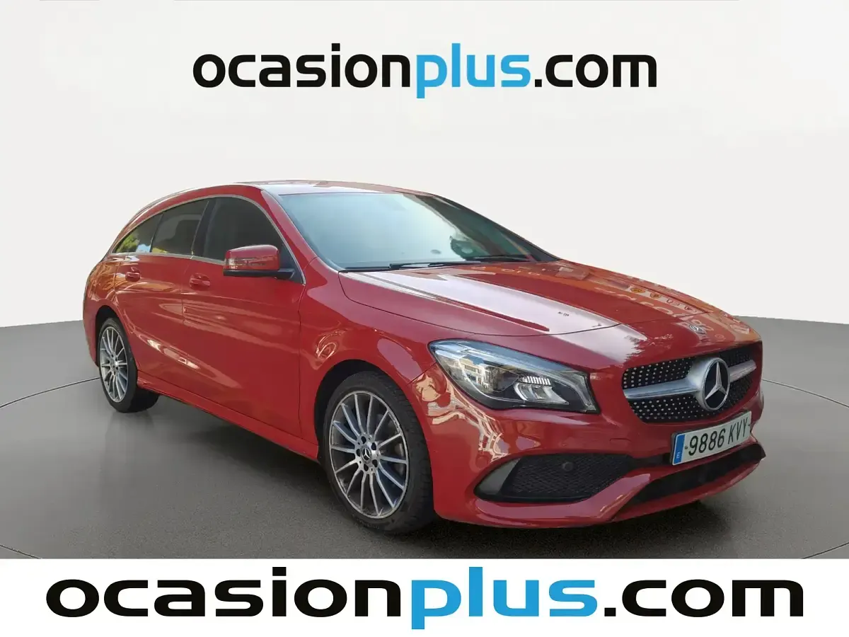 Usado Mercedes CLA200 136 CV (100 kW) 2019 Rojo Coupe
