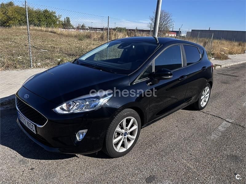 Negro Usado 2017 Ford Fiesta Trend Berlina | 10.900 € (Precio justo) - Imagen 1/4