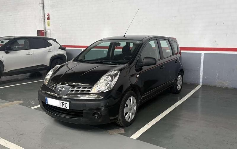 Usado Nissan Note Acenta 88 CV (64 kW) 2007 Negro Utilitario