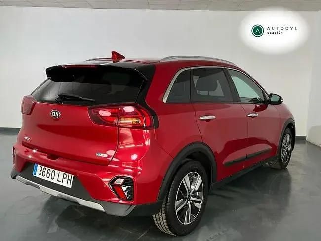 Usado Kia Niro 141 HP (103 kW) 2021 Vermelho SUV