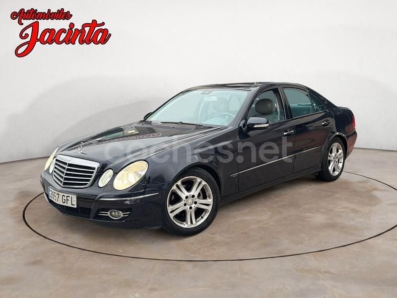 Beige Usado 2008 Mercedes E220 Avantgarde Berlina | 7990 € (Precio justo) - Imagen 1/4