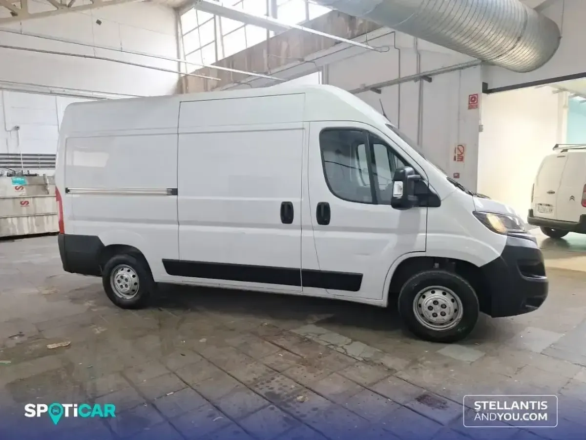 Usado Peugeot Boxer S 140 CV (102 kW) 2022 Blanco Van