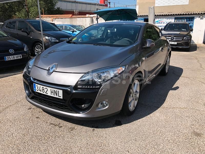 Gris / plata Usado 2013 Renault Mégane GT GT Coupe | 8700 € - Imagen 1/4