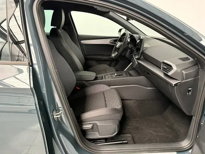 Nuevo Seat Leon FR 204 CV (150 kW) 2026 Azul