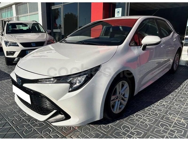 Usado Toyota Corolla Active 122 CV (89 kW) 2021 Blanco Utilitario