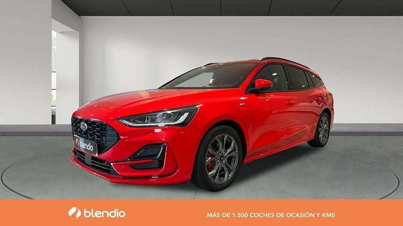 Rojo Usado 2024 Ford Focus ST-Line Familiar | 22.490 € (Precio justo) - Imagen 1/4