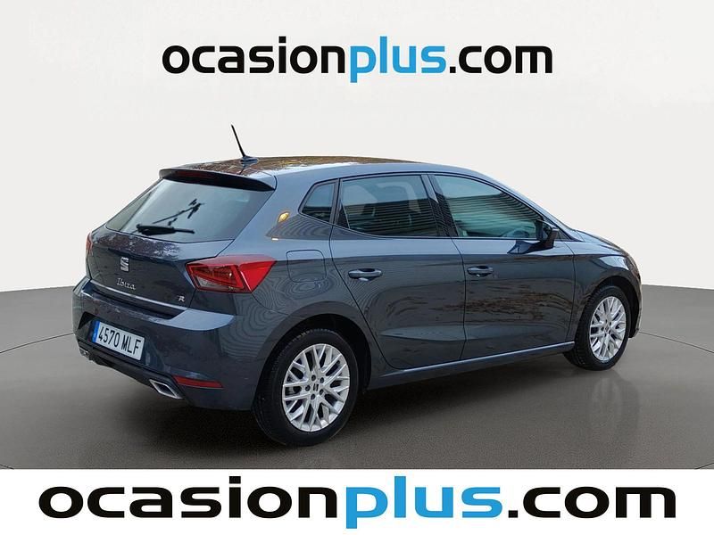 Usado Seat Ibiza FR 110 CV (80 kW) 2023 Gris Utilitario