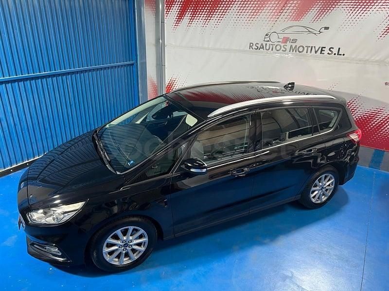 Usado Ford S-MAX Titanium 150 CV (110 kW) 2022 Negro Monovolumen