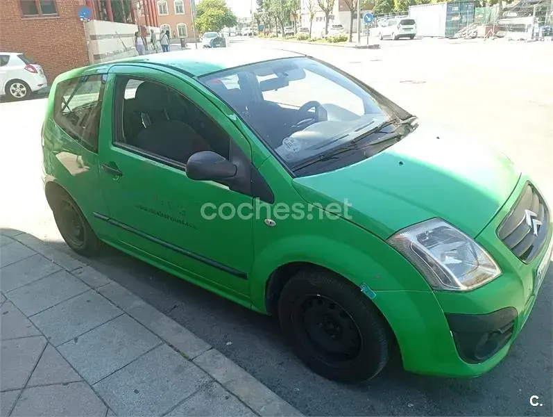 Usado Citroën C2 Furio 70 CV (51 kW) 2009 Verde Utilitario