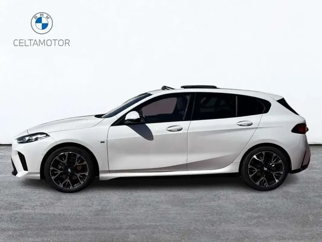 Usado BMW 118 Comfort Edition 150 CV (110 kW) 2025 Blanco Utilitario