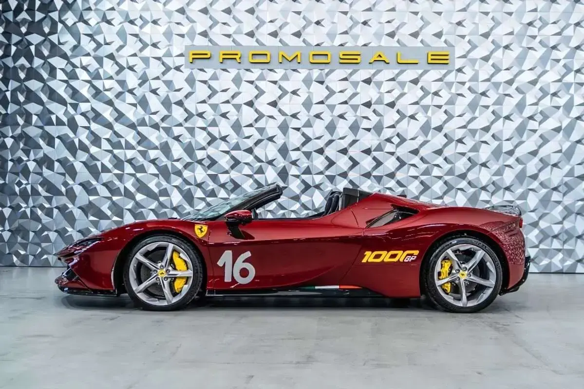 Usado Ferrari SF90 1001 CV (736 kW) 2023 Rojo Descapotable