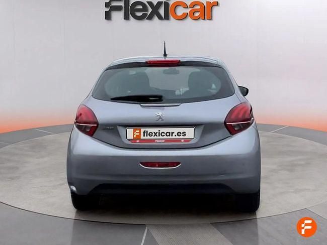 Usado Peugeot 208 Signature Sky 82 CV (60 kW) 2018 Gris Utilitario