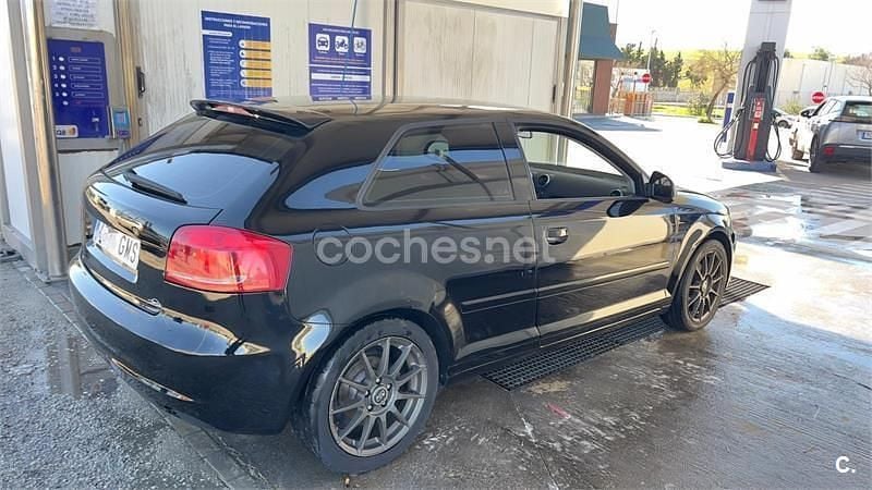 Usado Audi A3 Ambition 105 CV (77 kW) 2009 Negro Utilitario